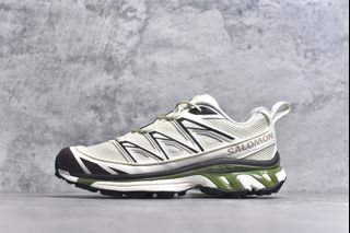 (Category: ) located in . Submitted by Outlet.Sneakers (Listing ID 1385822405, Image 1). Description: .