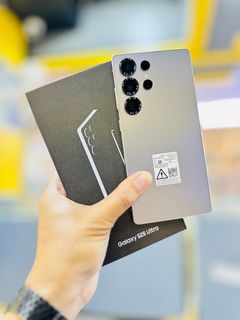 (Kategori: ) berada di . Dikirim oleh kemrengsengphone (ID iklan 1385955138, Gambar 1). Deskripsi: .