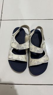 (Kategori: ) berada di . Dikirim oleh danitpreloved (ID iklan 1385922356, Gambar 1). Deskripsi: .