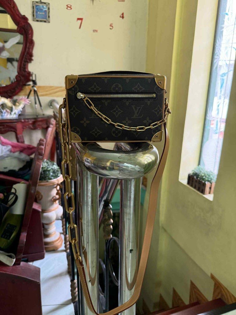 Soft Trunk LV Monogram Gold Harware (Category: Luxury Bags & Wallets) located in Cabuyao City. Submitted by girliecloset202434 (Listing ID 1385839083, Image 1). Description: Brand:Elve Material: Coated Canvas with Patina Vacheta Leather Inclusion: Dust bag Coded: ✅ Condition: Pre-loved (used once) Color&Hardware: Brown Monogram with gold harware (metal) Kindly pm us for more details. Thank you!.