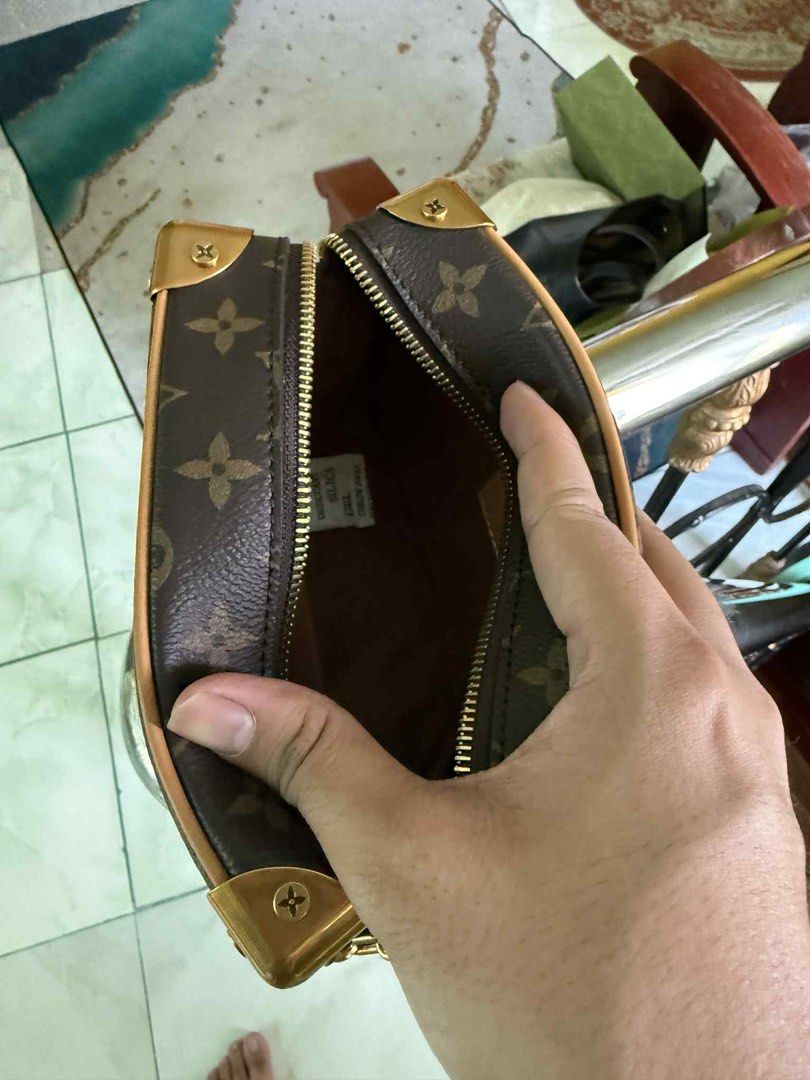 Soft Trunk LV Monogram Gold Harware (Category: Luxury Bags & Wallets) located in Cabuyao City. Submitted by girliecloset202434 (Listing ID 1385839083, Image 3). Description: Brand:Elve Material: Coated Canvas with Patina Vacheta Leather Inclusion: Dust bag Coded: ✅ Condition: Pre-loved (used once) Color&Hardware: Brown Monogram with gold harware (metal) Kindly pm us for more details. Thank you!.