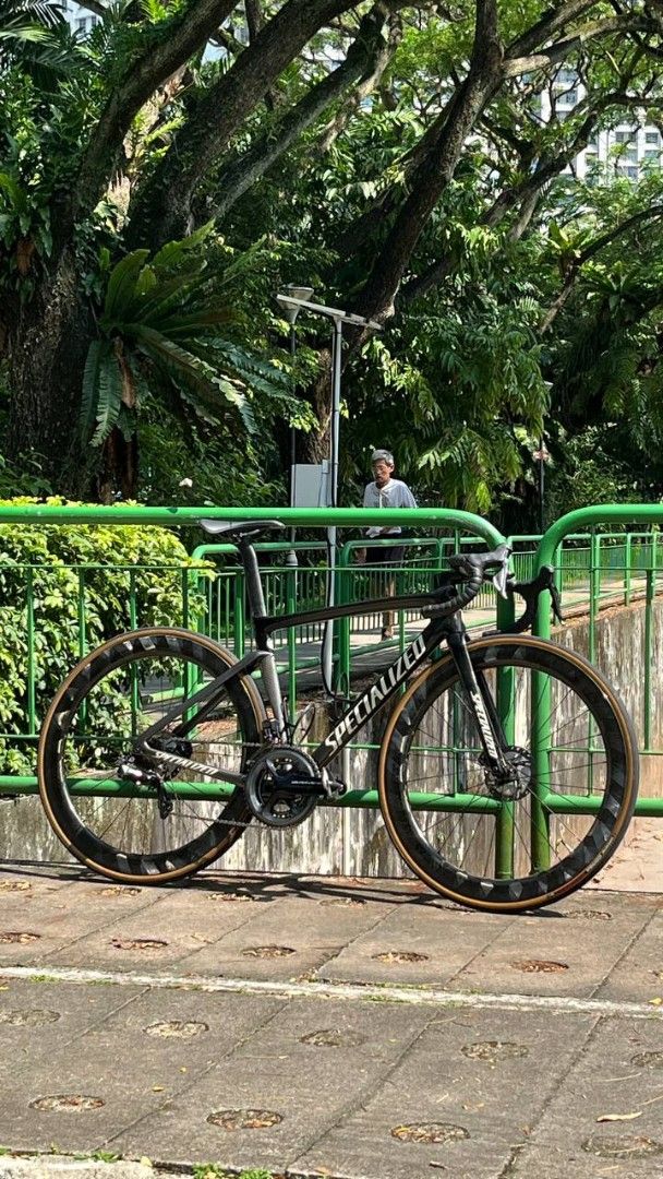 Specialized Tarmac SL7 size 52 (Category: Bicycles) located in Singapore. Submitted by greasyhole (Listing ID 1385896640, Image 3). Description: Specialized tarmac sl7 size 52 (carbon smoke colorway) Duraace r9170 groupset w powermeter crank lightbicycle falcon ar565 wheelset (dt350 54t) brand new ciclovation bartape ultegra pedals sworks seatpost fullbike weight with pedals and bottlecages 7.39kg (NEGOTIABLE) wtt: cannondale supersix evo (hi-mod