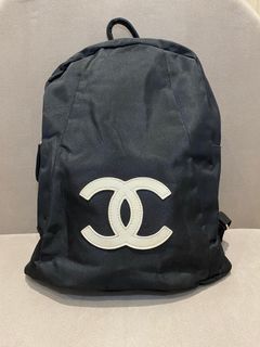 (Kategori: ) berada di . Dikirim oleh hobibaiquethrift (ID iklan 1385823400, Gambar 1). Deskripsi: .