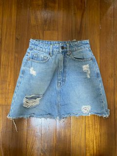 (Category: ) located in . Submitted by iwanttobuytings (Listing ID 1385864997, Image 1). Description: .