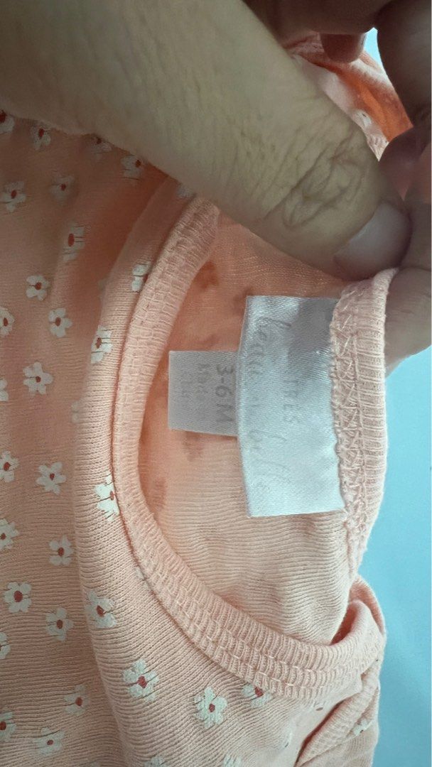 Tres onsie (Category: Babies & Kids Fashion) located in Makati City. Submitted by sweetdeclutter (Listing ID 1385815675, Image 2). Description: .