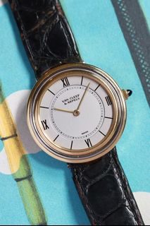 (Category: ) located in . Submitted by my.watches (Listing ID 1385910554, Image 1). Description: .
