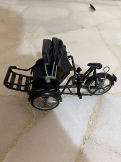 (Category: ) located in . Submitted by sweetgirl81 (Listing ID 1385829432, Image 1). Description: .