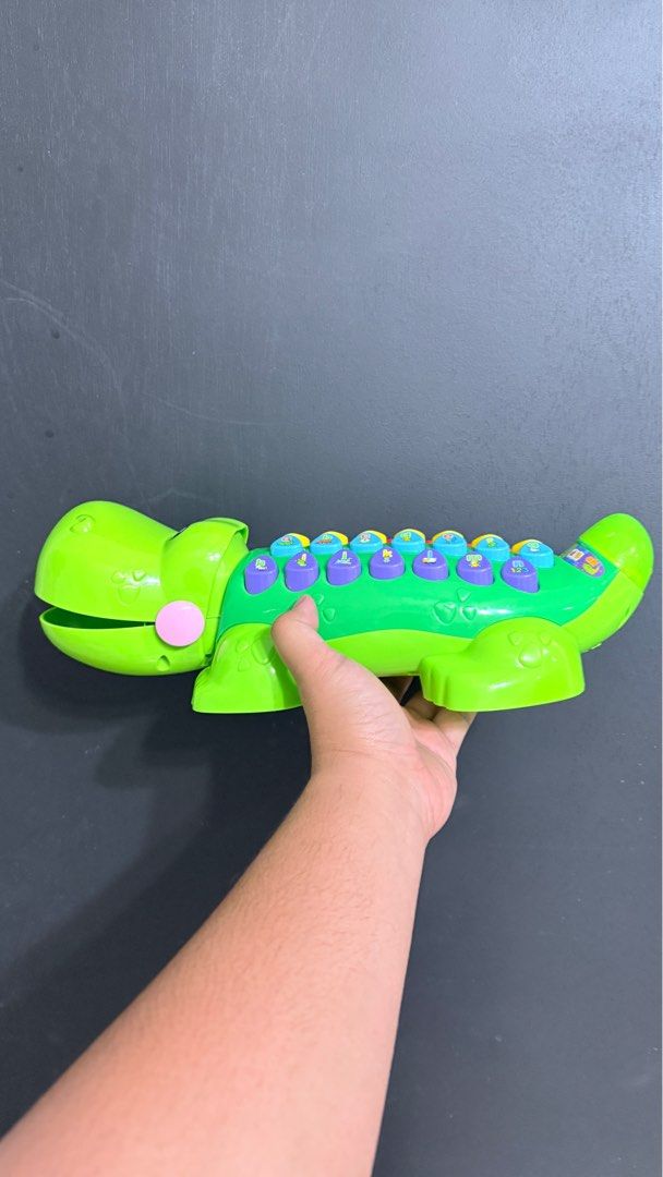 Vtech pull & learn alligator (Category: Infant Playtime) located in Raub. Submitted by aridanmr (Listing ID 1385855925, Image 2). Description: All button fully functional .