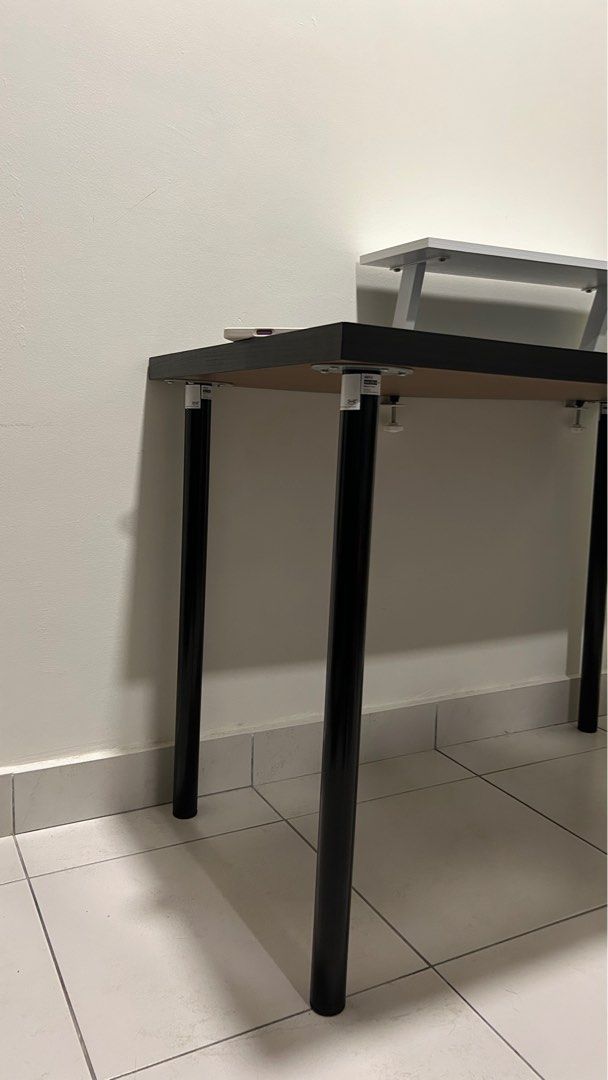 Working or Study Table (Category: Other Home Furniture) located in Kuala Lumpur. Submitted by 21aien (Listing ID 1385969512, Image 2). Description: Used it for working. Perfectly fine just a bit dent. But overall okay. I have this colour and white colour. Prefer you come to pick up. Thanks!.