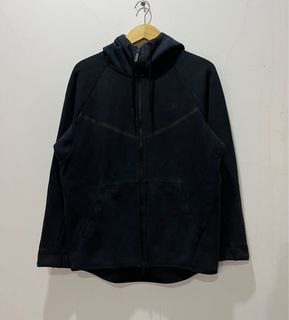 (Kategori: ) berada di . Dikirim oleh sultancuan308_thrift (ID iklan 1386004046, Gambar 1). Deskripsi: .