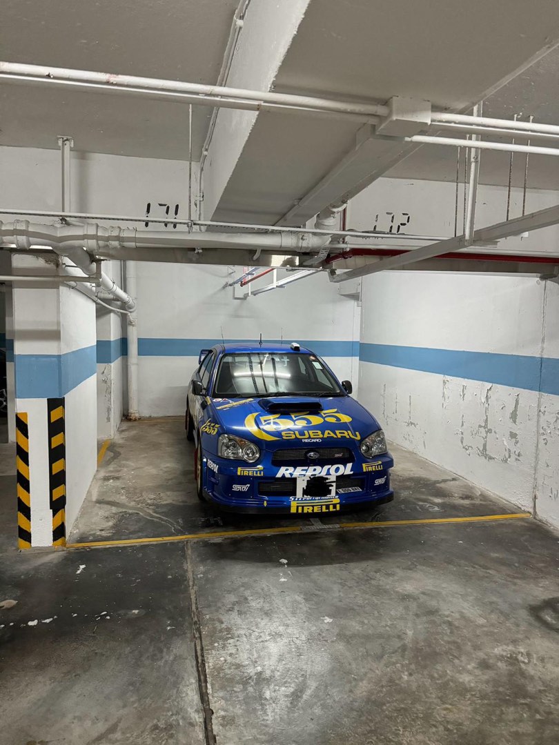 Twin parking spaces can accommodate one 7-seater car or two smaller cars64077679108227110