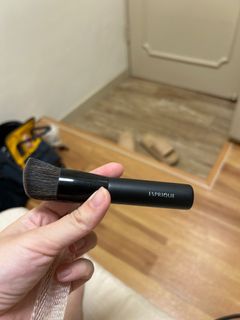 由 shinki18 (刊登 ID 1386174651，圖片 1) 提交，位於 的 (類別：)，說明：。
