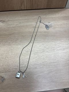 （分類：）位於 。 由 annelamlam 提交（商品編號 1386164828，圖片 1）。簡介： 。