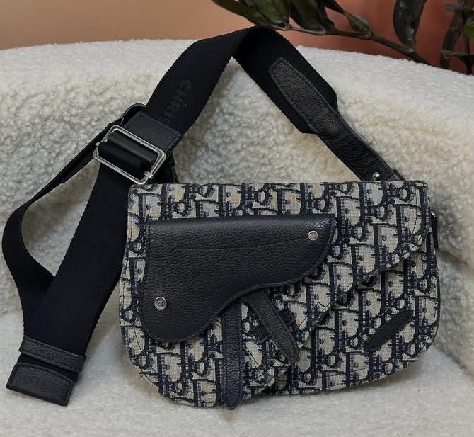 Authentic Dior (Category: Luxury Bags & Wallets) located in Manila. Submitted by chloe_luxuries (Listing ID 1386037206, Image 1). Description: Guaranteed original Christian Dior Saddle bag Still in very good condition Comes with dustbag Pm gor more details .