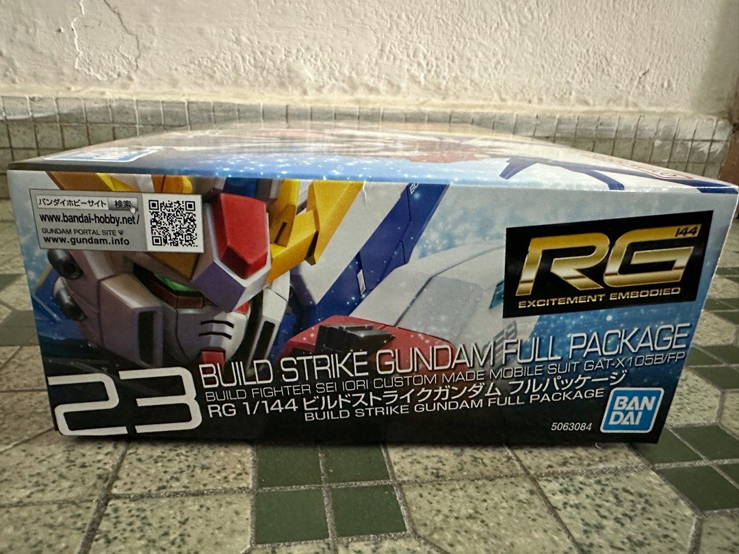 Bandai RG Build Strike Gundam Full Packages GAT-X105B/FP (Category: Gundam Model Kits) located in Singapore. Submitted by klieww (Listing ID 1385481076, Image 2). Description: BNIB.