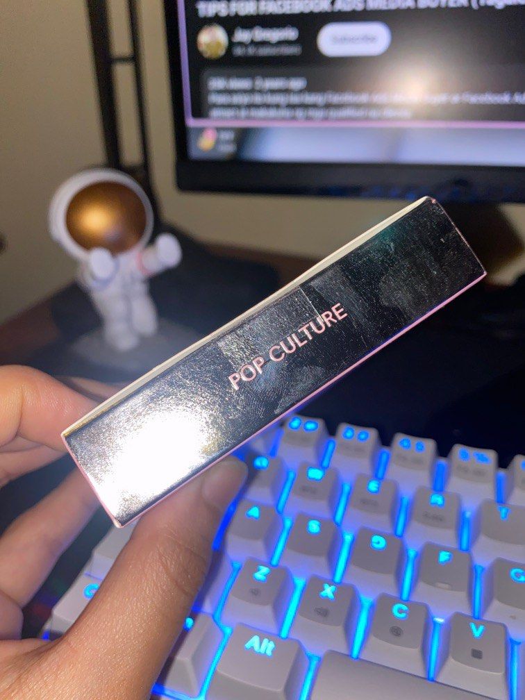 Barbie x Lovely Highlighter (Category: Makeup) located in Antipolo. Submitted by cupkeytttt (Listing ID 1386196469, Image 2). Description: Barbie x Lovely Highlighter & Blush limited edition ✨brand new/ sealed ✨unopened Shade: Pop culture ‼️bought 480, selling it 300 php only (599 original price) rfs: implusive buying😭.
