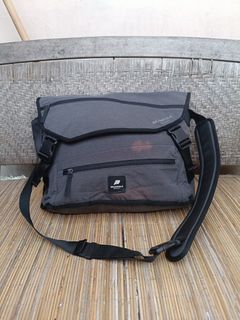 (Kategori: ) berada di . Dikirim oleh muchanbagstore (ID iklan 1386016728, Gambar 1). Deskripsi: .