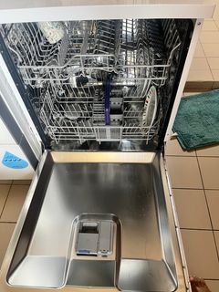 (Category: ) located in . Submitted by ak78966 (Listing ID 1386159381, Image 1). Description: .