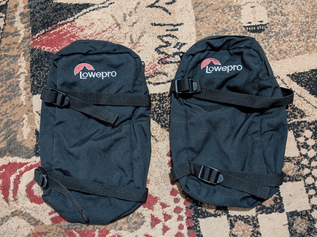 Classic Lowepro Camera Lens Pouch (Category: Other Photography Accessories) located in Makati City. Submitted by thepatentedmill.ph (Listing ID 1386101860, Image 1). Description: - Classic Lowepro Camera Lens Pouch - Not Padded - Like New Condition - Price: 500.00 / Each RFS: Decluttering.