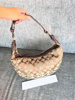 (Kategori: ) berada di . Dikirim oleh Yourfavpreloved (ID iklan 1386202593, Gambar 1). Deskripsi: .