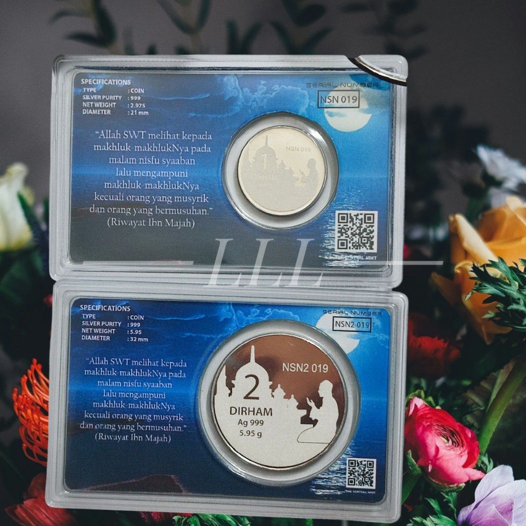 Dirham Set (Category: Vintage Collectibles) located in Kuala Lumpur. Submitted by lllfz (Listing ID 1386124692, Image 1). Description: 1 dan 2 dirham condition toning.