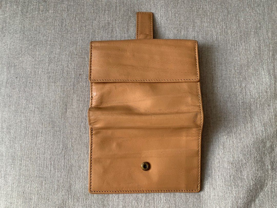 Fino wallet (Category: Wallets & Card holders) located in Mandaluyong City. Submitted by houseof1980 (Listing ID 1386077051, Image 3). Description: Leather wallet.