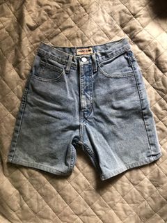 (Category: ) located in . Submitted by gridkats (Listing ID 1386040534, Image 1). Description: .