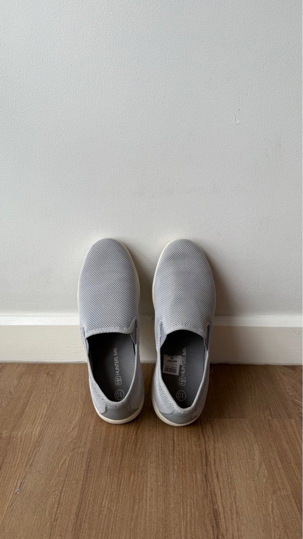 Hunter’s Bay walking shoes US10 (Category: Casual Shoes) located in Quezon City. Submitted by donsalta (Listing ID 1386078783, Image 2). Description: Very comfortable shoes Bought from Payless for Php1990 RFS: Decluttering.