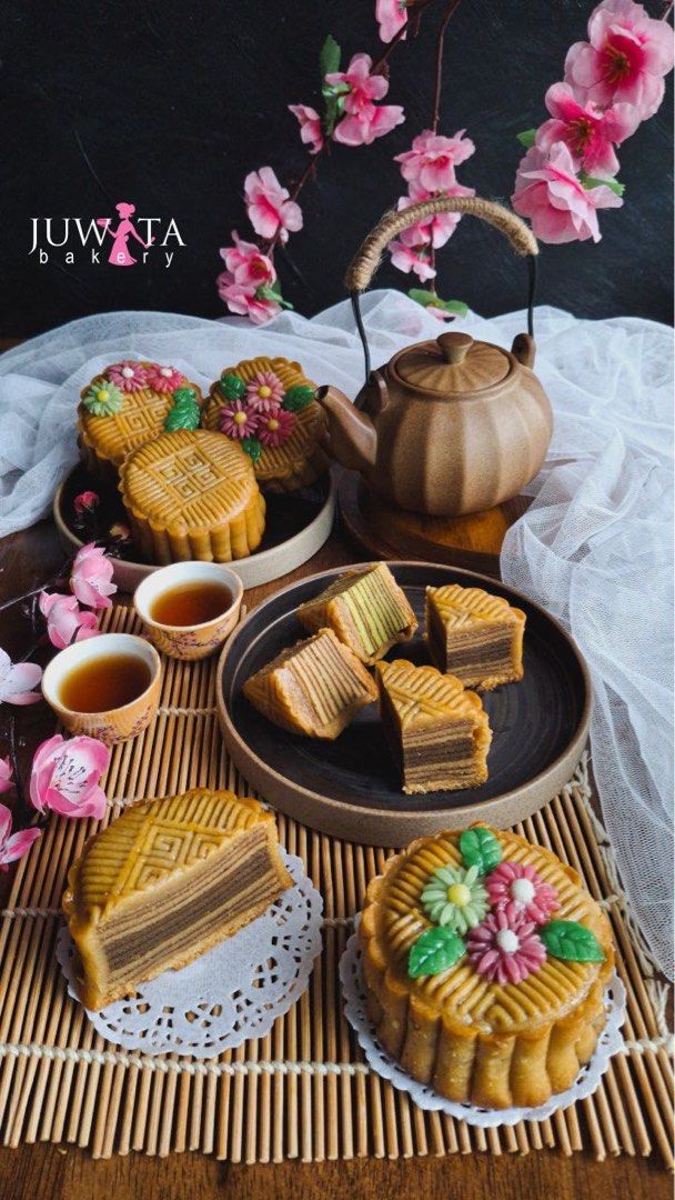 Juwita 3D layer Mooncakes, Food & Drinks, Homemade Bakes on Carousell