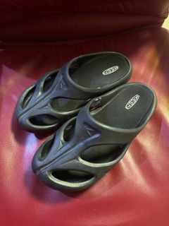 （分類：）位於 。 由 vintagevaulttt 提交（商品編號 1386199445，圖片 1）。簡介： 。