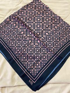 (Category: ) located in . Submitted by shop_lah (Listing ID 1386107931, Image 1). Description: .