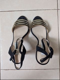 (Category: ) located in . Submitted by qurx (Listing ID 1386038732, Image 1). Description: .
