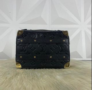 (Kategori: ) berada di . Dikirim oleh bagsie.vintage (ID iklan 1386061455, Gambar 1). Deskripsi: .