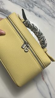 (Category: ) located in . Submitted by hello__gorgeous (Listing ID 1386077154, Image 1). Description: .