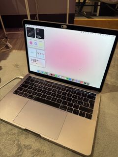 (Category: ) located in . Submitted by prelovedbymilez (Listing ID 1386200045, Image 1). Description: .