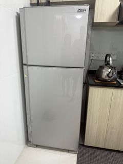 (Category: ) located in . Submitted by Sstar (Listing ID 1386131936, Image 1). Description: .