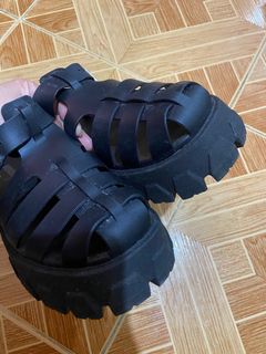 (Category: ) located in . Submitted by lizblanco (Listing ID 1386068144, Image 1). Description: .
