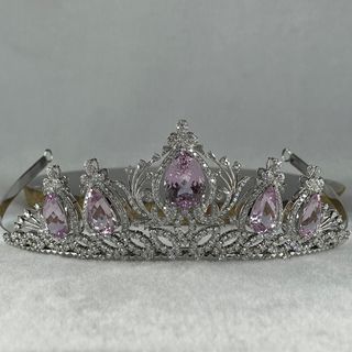 (Category: ) located in . Submitted by huangsjadeiteandjewelry (Listing ID 1386110936, Image 1). Description: .