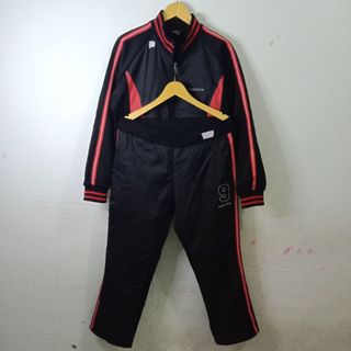 (Kategori: ) berada di . Dikirim oleh noeh_store (ID iklan 1386199990, Gambar 1). Deskripsi: .