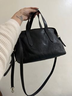 (Kategori: ) berada di . Dikirim oleh saaabrinaa (ID iklan 1386197775, Gambar 1). Deskripsi: .