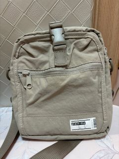 由 browniiiiiiie (刊登 ID 1386169001，圖片 1) 提交，位於 的 (類別：)，說明：。
