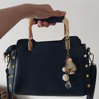(Kategori: ) berada di . Dikirim oleh prelovedby.tar (ID iklan 1386017566, Gambar 1). Deskripsi: .