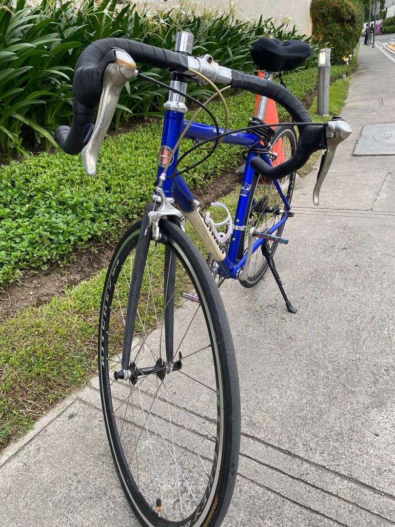 ROAD BIKE STANDARD CARBON FORK (Category: Bicycles) located in Manila. Submitted by tedcorpus (Listing ID 1386122392, Image 2). Description: Bicycle Full Carbon Fork Italian Brand Standard Size Threadless Walang putol po Kakabili lang po last month from tryon trading makati Using it for my vintage roadbike… schwinn super sport glx.