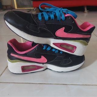 (Kategori: ) berada di . Dikirim oleh preloved_authentic8 (ID iklan 1386069568, Gambar 1). Deskripsi: .