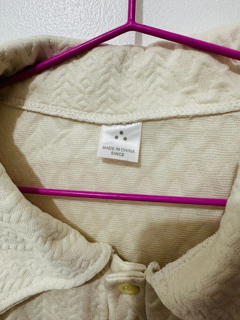 SHEIN Cream Polo Shirt (Category: Coats, Jackets and Outerwear) located in Taguig. Submitted by leggau (Listing ID 1386183978, Image 3). Description: RFS: Decluttering Issue: None Fixed and last price!.