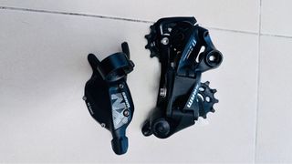 （分類：）位於 。 由 terrenceng888 提交（商品編號 1386063998，圖片 1）。簡介： 。