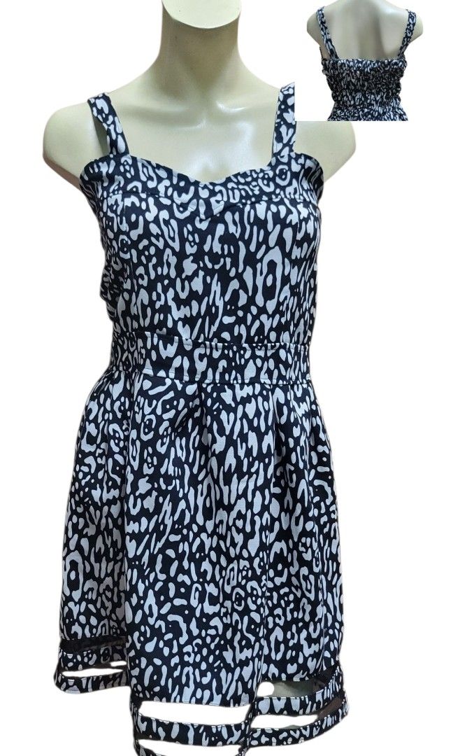 Sunday Dress BKK (Category: Dresses) located in Quezon City. Submitted by galleriaderopa (Listing ID 1386037973, Image 2). Description: -fits Medium to Semi-Large -Available in 4 designs, please send me an SS of ypur choice.