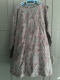 (Category: ) located in . Submitted by clicktocart.bundle.preloved (Listing ID 1386107234, Image 1). Description: .