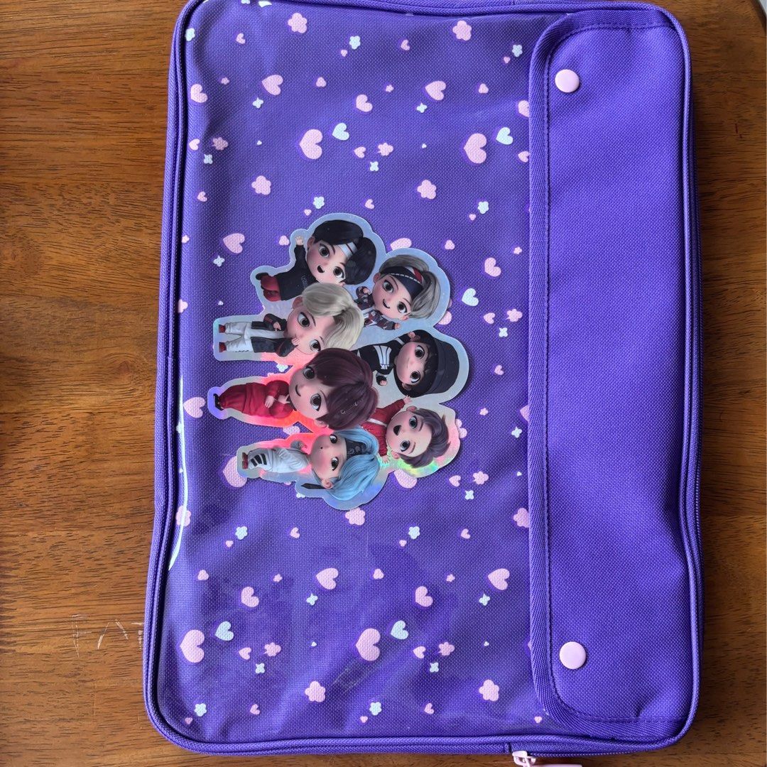 Tiny Tan laptop bag 13in (Category: Laptop Bags & Sleeves) located in Calamba. Submitted by cur8d (Listing ID 1386102209, Image 2). Description: .