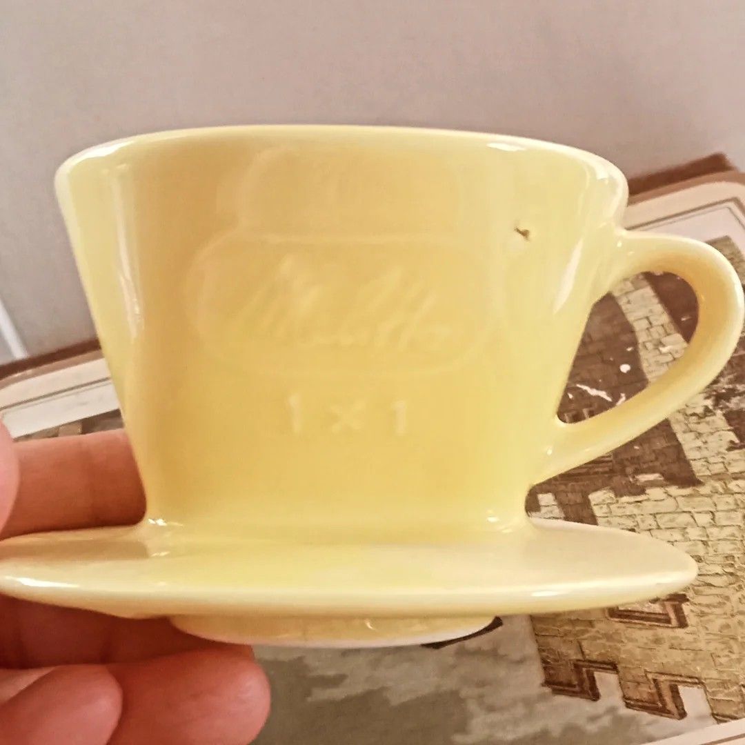 Vintage Mellita Coffee filter holder (Category: Coffee & Tea Tableware) located in Makati City. Submitted by meowmyella (Listing ID 1386022932, Image 3). Description: ☕ vintage MELITTA 1x1 coffee filter holder ( light yellow model) ‼️with barely noticeable factory defect) 💵PHP 300 only! 😁These are all Japan and UK surplus so PLEASE MANAGE YOUR EXPECTATIONS 💯 Items are brand new, in excellent and very good condition. Flaws will be declared if a